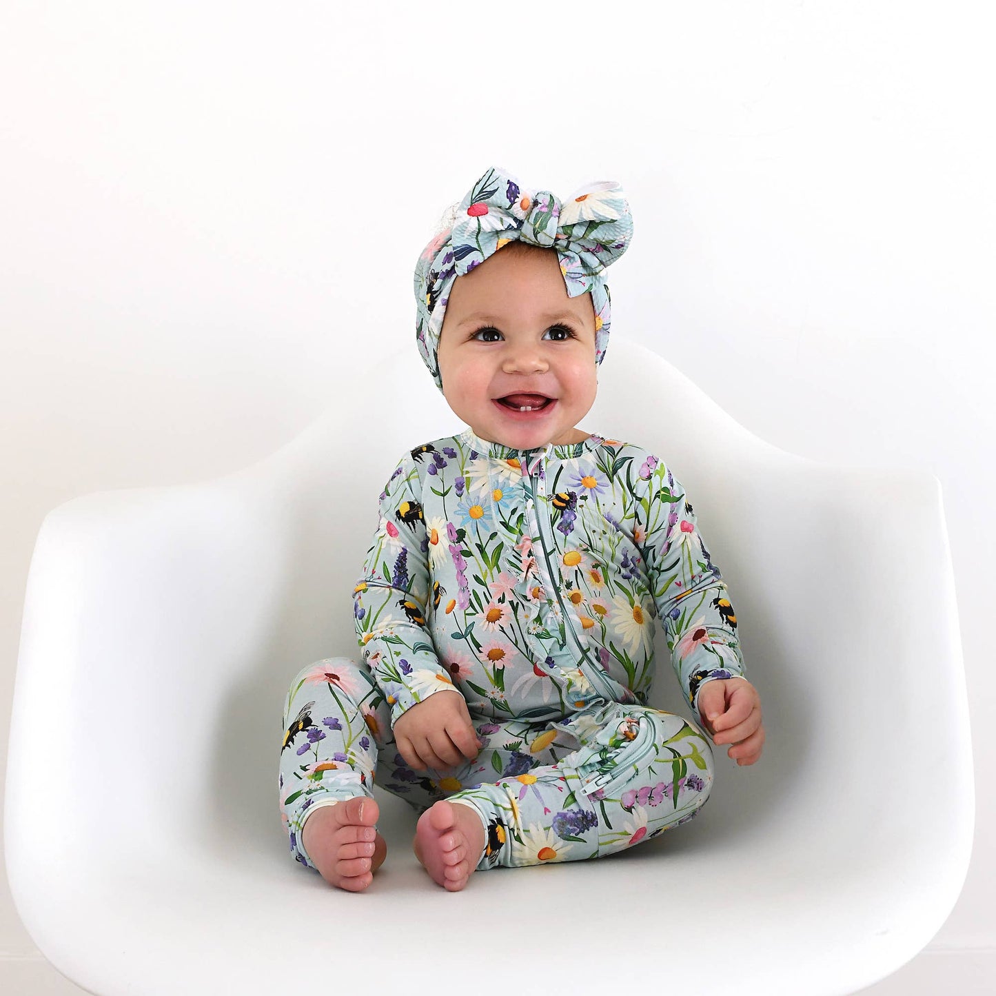 Bumble Ruffle Zip Bamboo Baby Sleepies Little Outfit