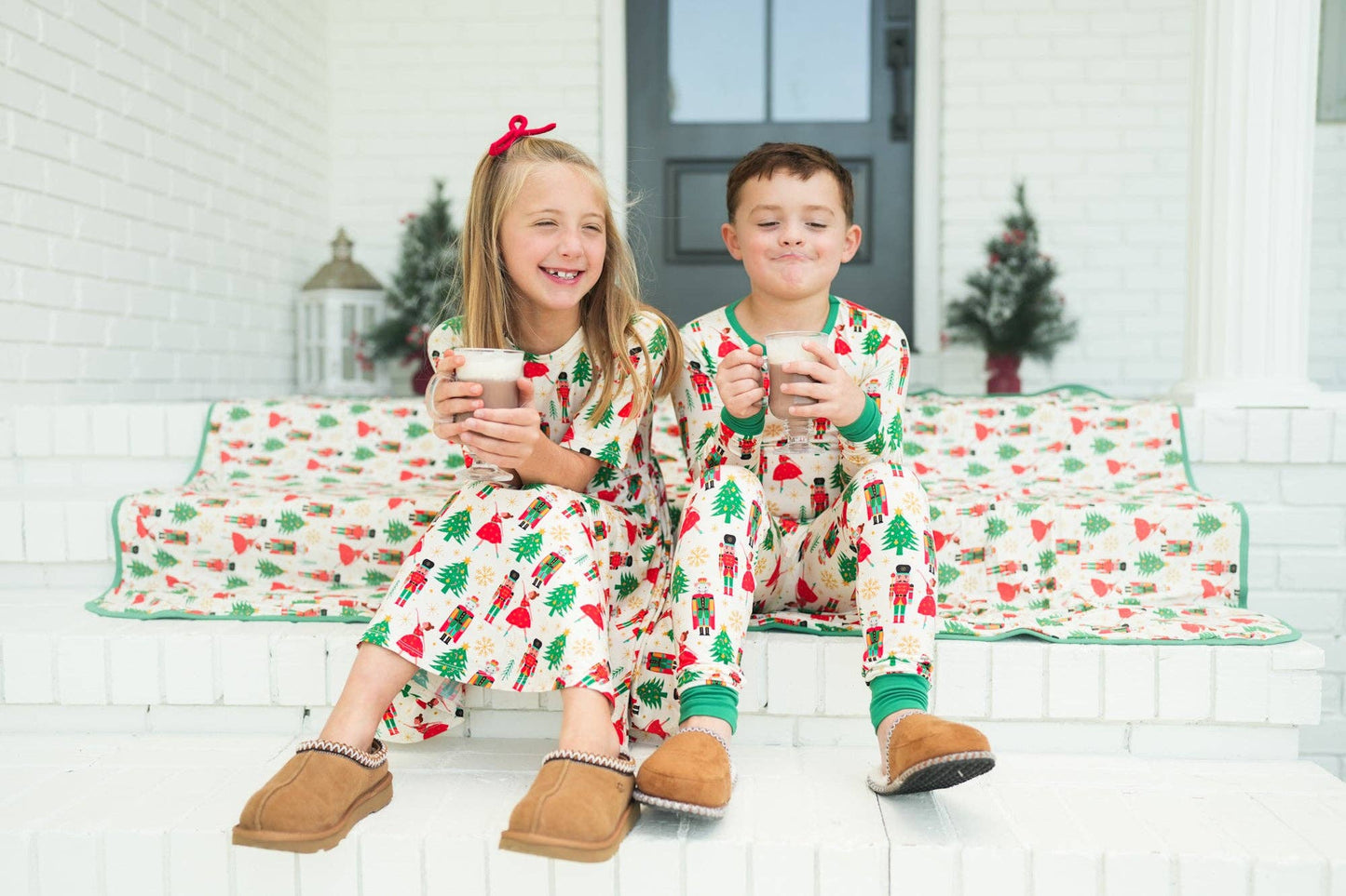 LONG SLEEVE 2 PIECE SETS- Nutcracker: 12/18m