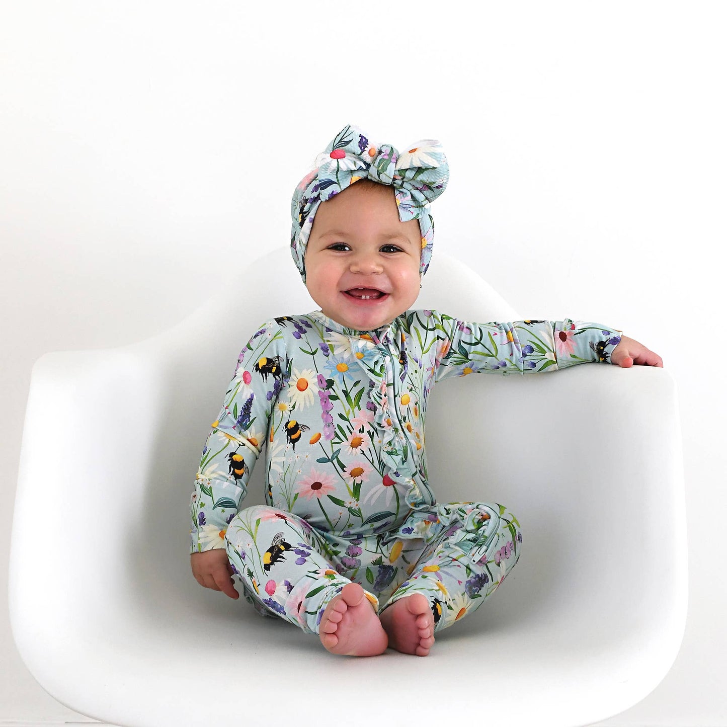 Bumble Ruffle Zip Bamboo Baby Sleepies Little Outfit