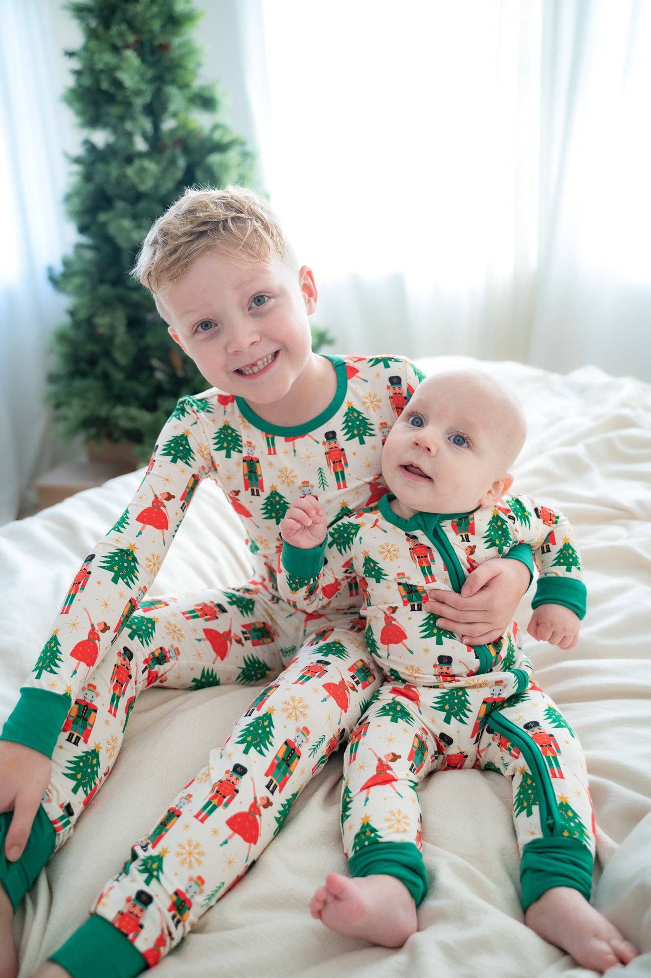 LONG SLEEVE 2 PIECE SETS- Nutcracker: 12/18m